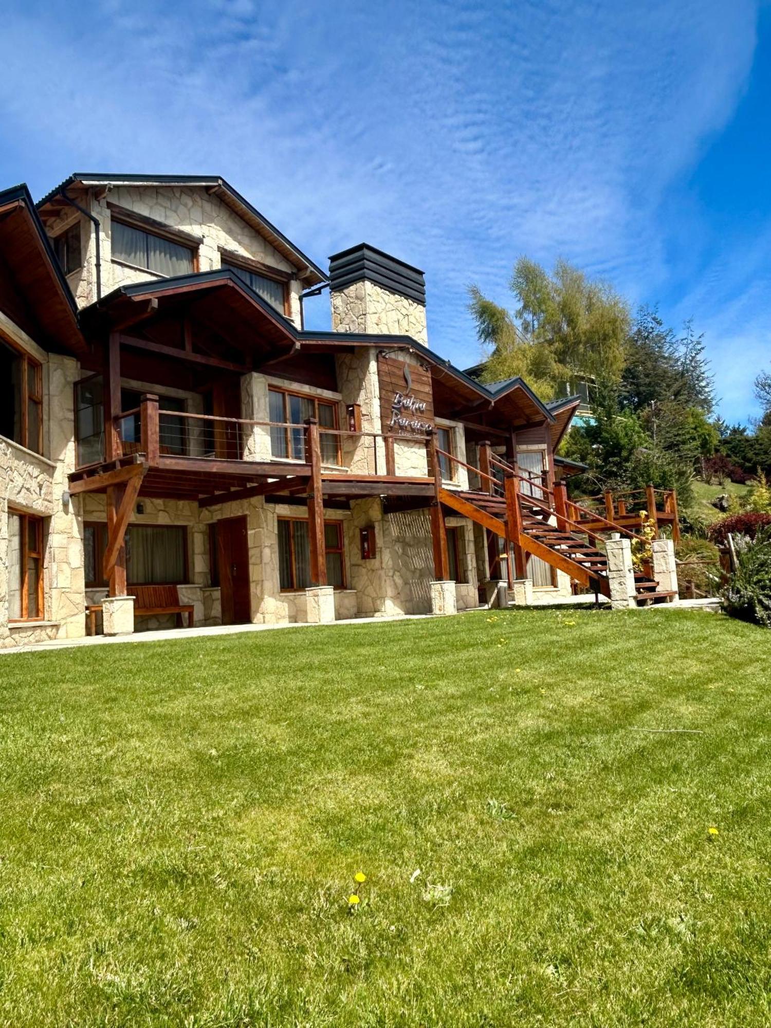 Bahia Paraiso Apart & Suites サンカルロスデバリローチェ エクステリア 写真