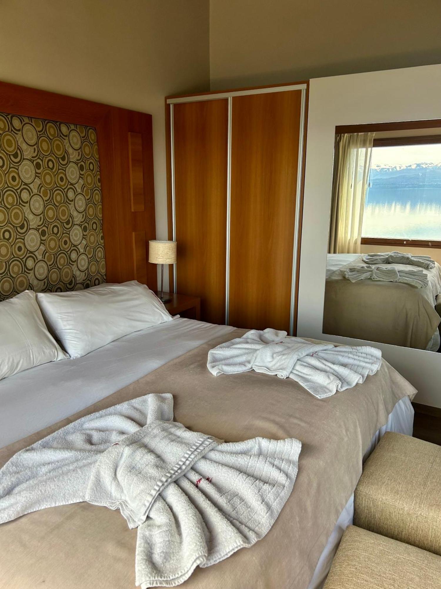 Bahia Paraiso Apart & Suites サンカルロスデバリローチェ エクステリア 写真