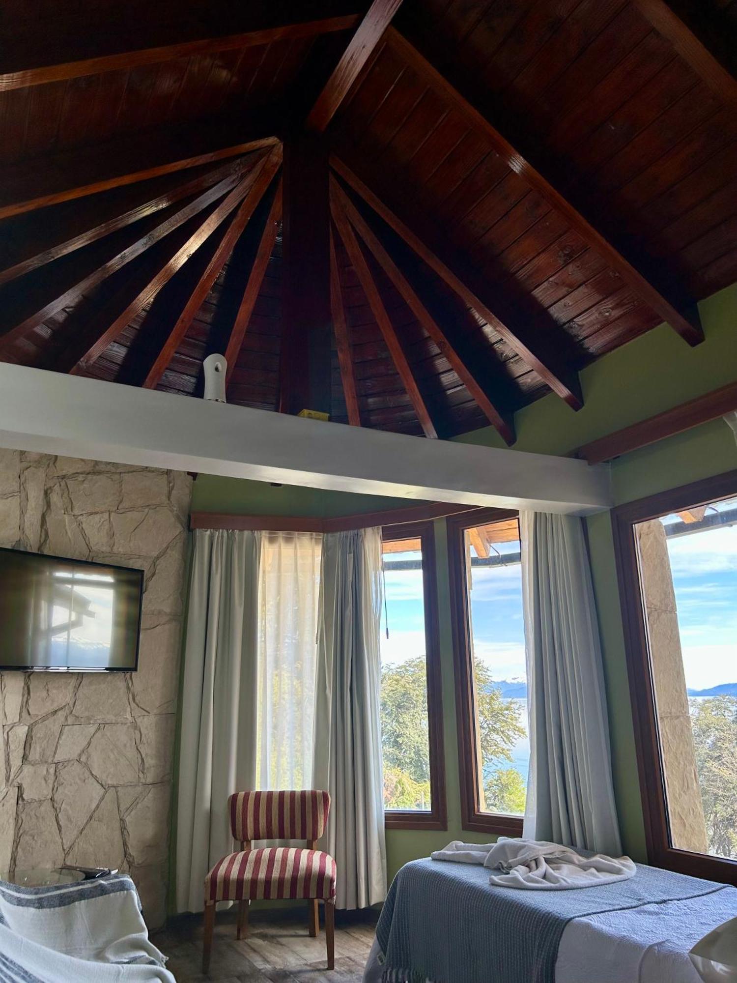 Bahia Paraiso Apart & Suites サンカルロスデバリローチェ エクステリア 写真