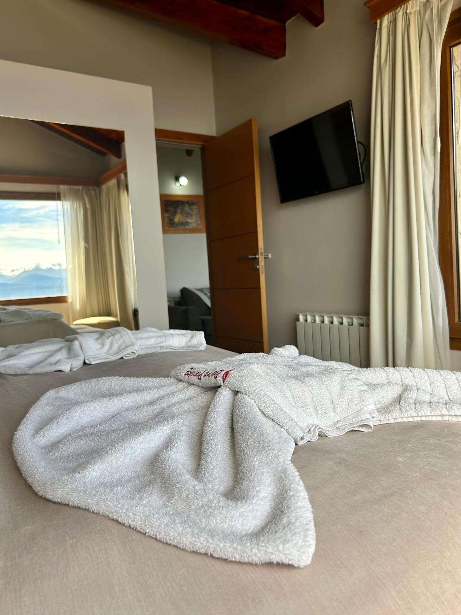 Bahia Paraiso Apart & Suites サンカルロスデバリローチェ エクステリア 写真