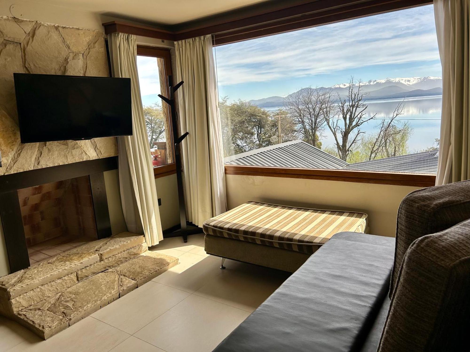 Bahia Paraiso Apart & Suites サンカルロスデバリローチェ エクステリア 写真