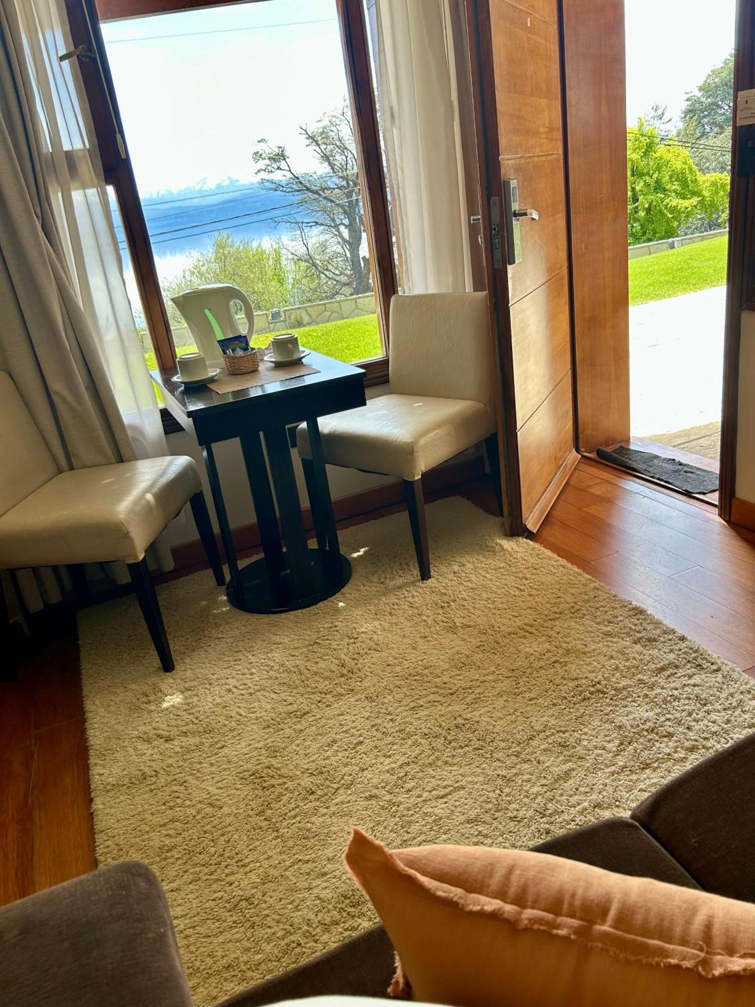 Bahia Paraiso Apart & Suites サンカルロスデバリローチェ エクステリア 写真